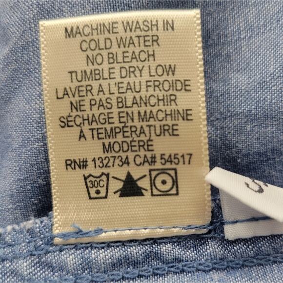 Cloth & Stone Chambray Denim Blouse V-Neck Size Small - Picture 5 of 6